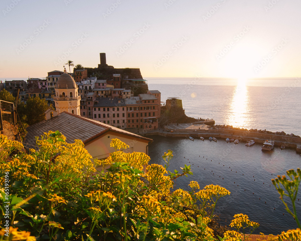 Vernazza Golden Hour