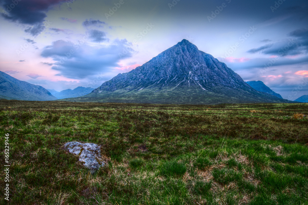 Fototapeta premium Sunrise in Glencoe, Scotland