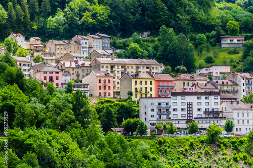 vue de Saint-Claude dans le Jura photo