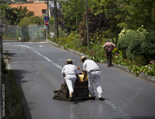 Schlittenfahrt auf Madeira