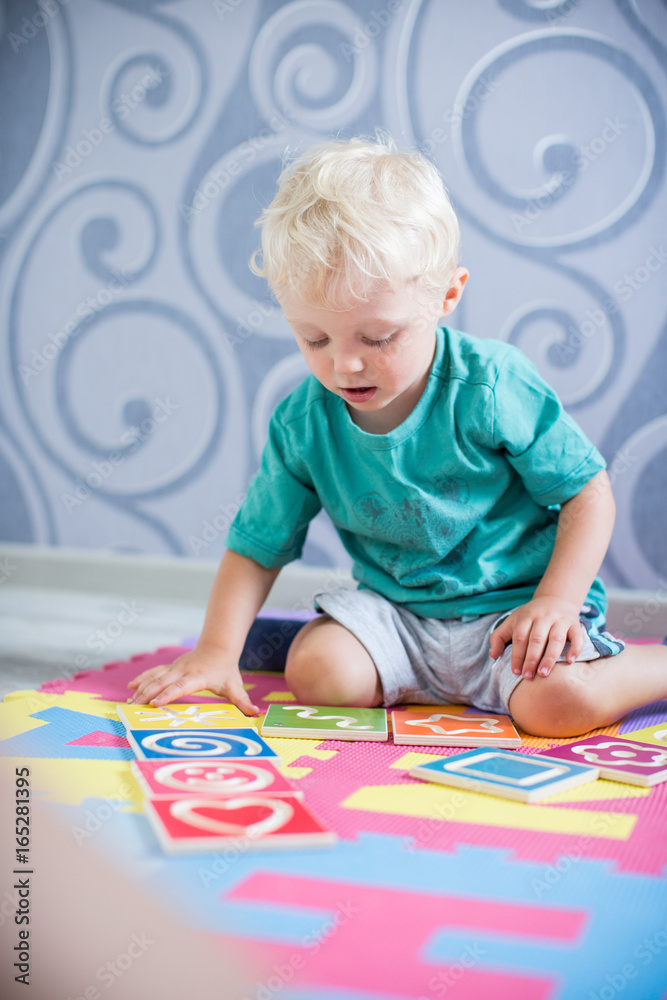 konzentriert spielen