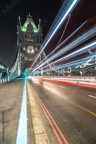 Fototapeta Naklejka Na Ścianę i Meble -  Long Exposure Tower Bridge
