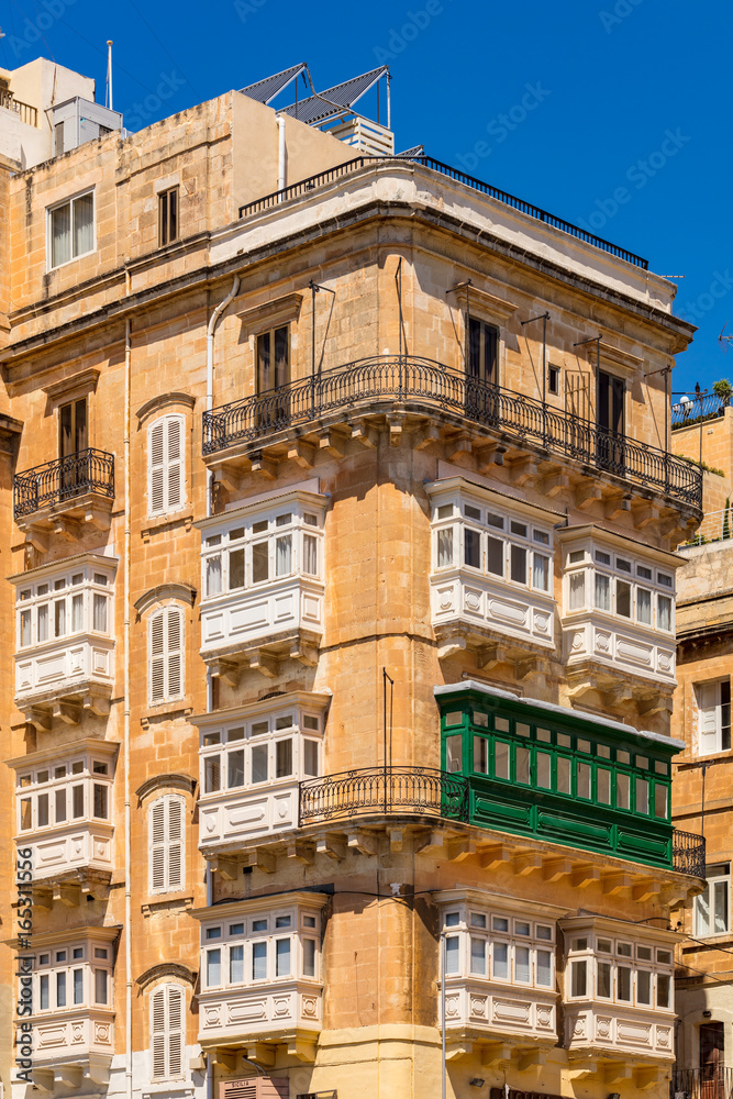 Fototapeta premium Fenster und Balkone in Valletta