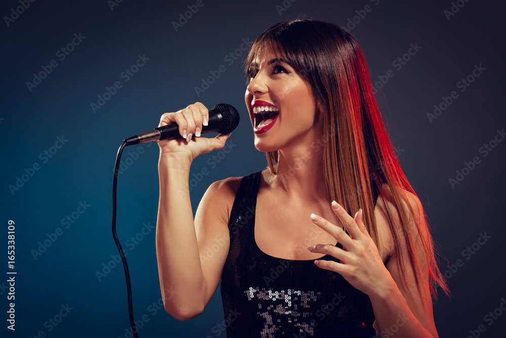 Fototapeta premium Pretty Woman Singer