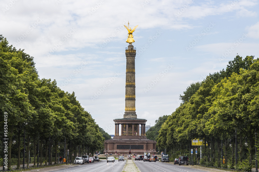 Berlin Victory monument