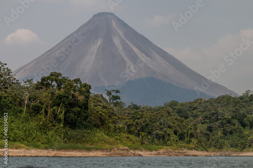 Arenal volcano, Costa Rica © Matyas Rehak