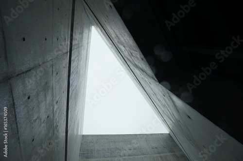 A triangular sky in a building