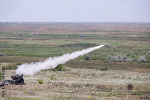 Fotografija CAPU MIDIA, ROMANIA - JULY 19: US Avenger missiles system fire at a joint US-Romanian military drill, on July 19, 2017, in Capu Midia, Romania