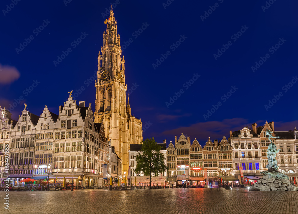 Fototapeta premium Grote Markt in Antwerp - Belgium