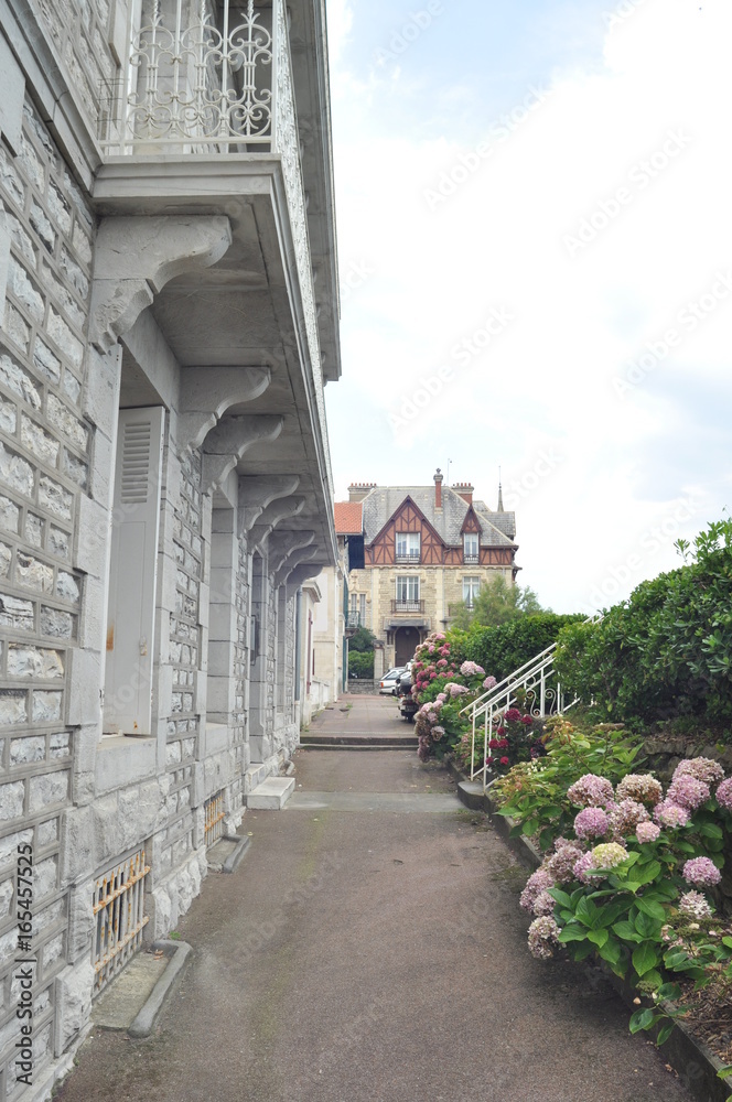 Obraz premium rue de biarritz