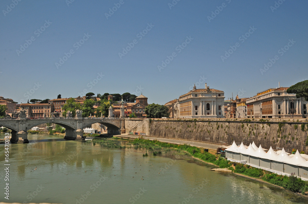 Roma, il Tevere da ponte Sant'Angelo