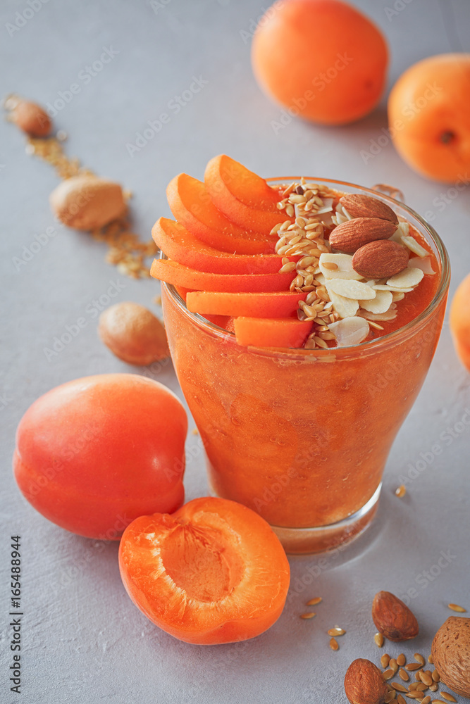 Fresh apricot puree or smoothie with almond Fresh apricot puree or smoothie with almond
