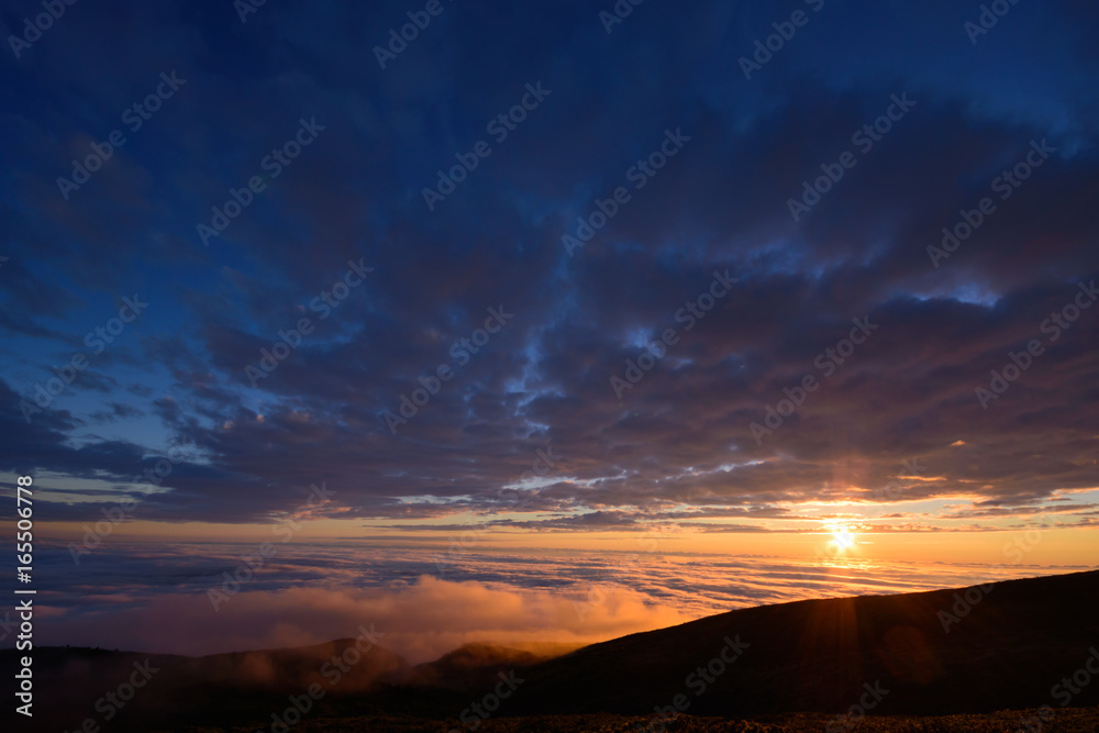 夕日と雲海　白山室堂からの眺め