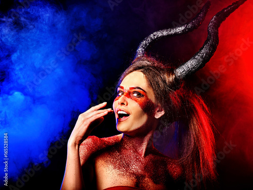 Canvas-taulu Mad satan woman on black magic ritual of in hell