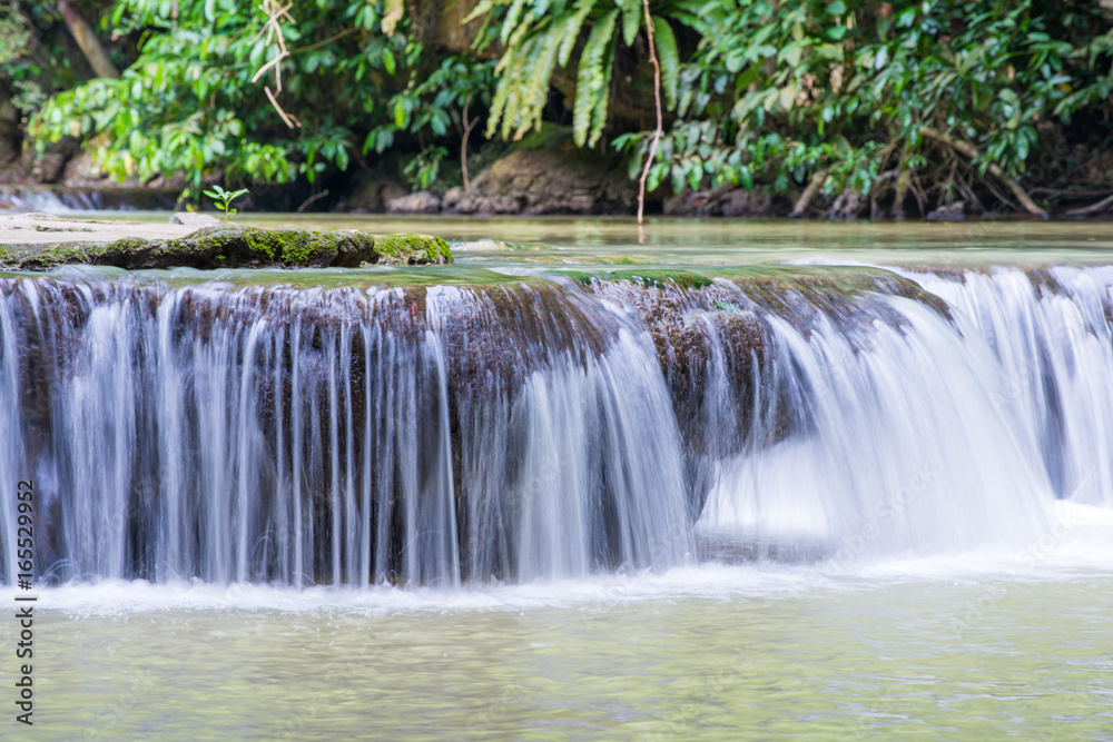 Naklejka premium Waterfall in Thanbok Khoranee National Park, Krabi