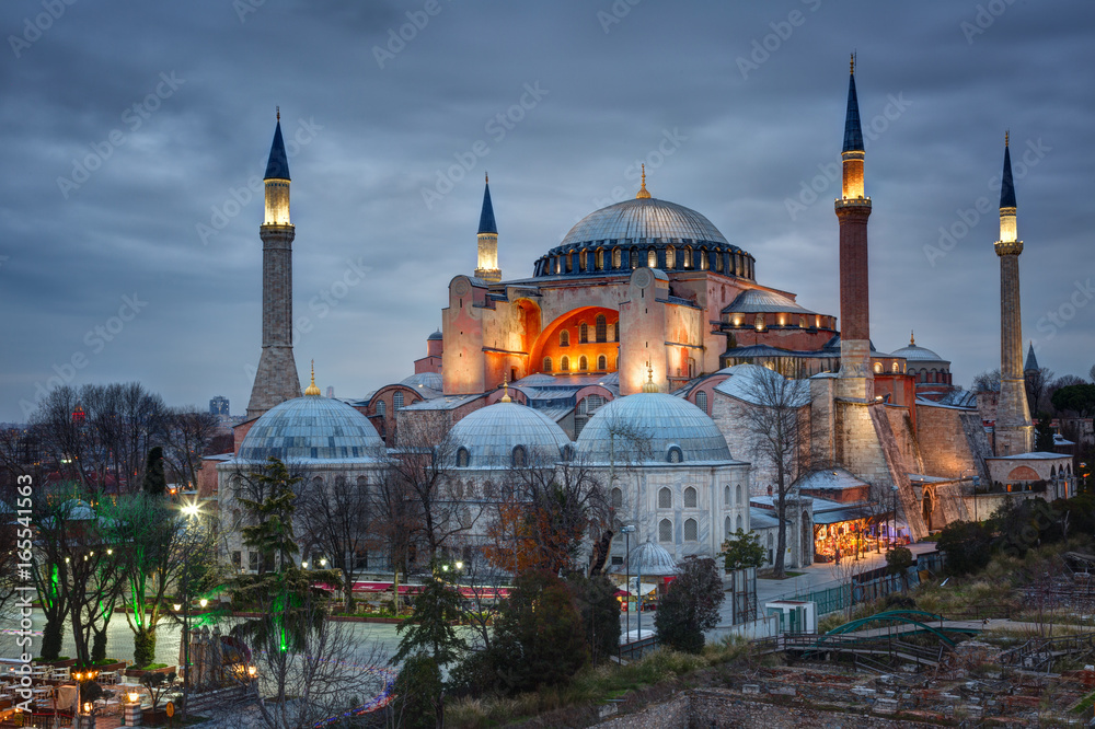 Obraz premium Hagia Sophia on sunset, Istanbul