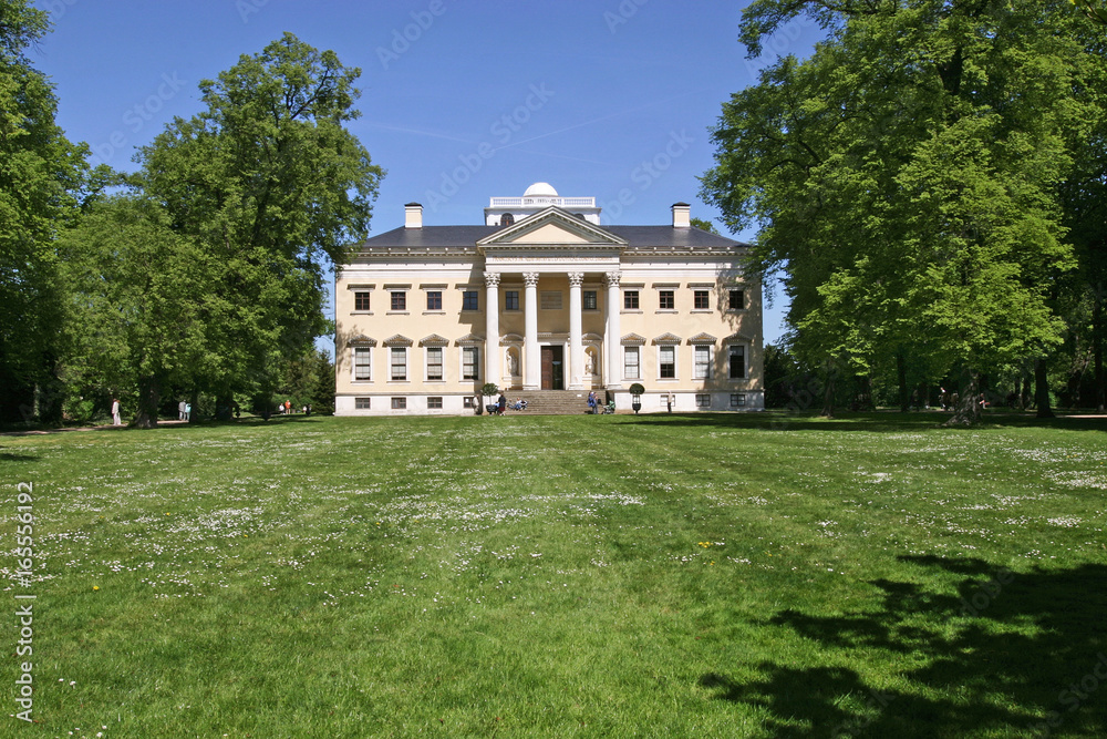 Schloss Wörlitz im Gartenreich Dessau Wörlitz an der Elbe Schloss Wörlitz im Gartenreich Dessau Wörlitz an der Elbe