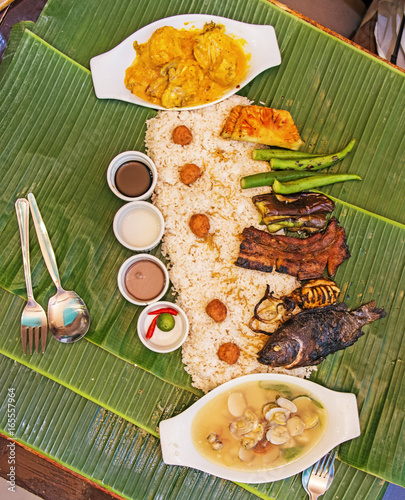 Authentic Filipino Style Seafood Boodle Fight