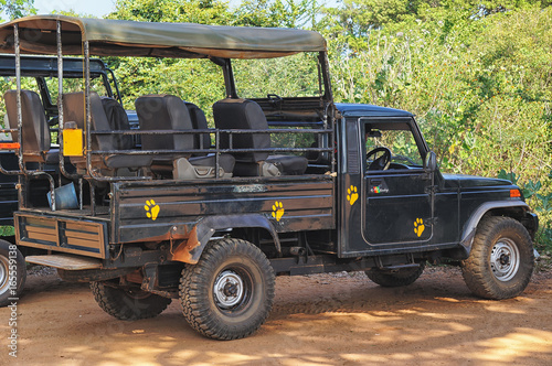 Photography Safari car in Sri Lanka national park