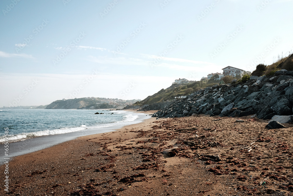 Magnifique plage du Pays Basque au lever du jour Magnifique plage du Pays Basque au lever du jour