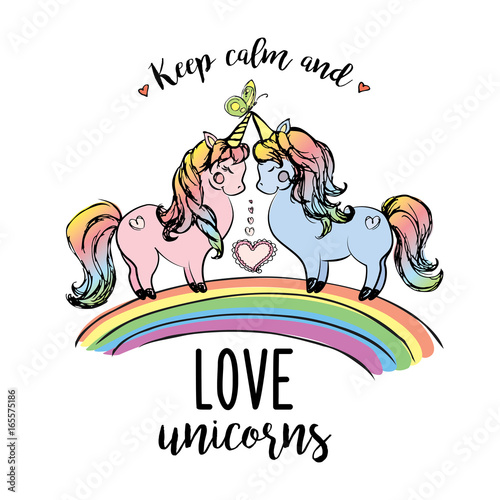Plakat Para jednorożce stojąc na tęczy z napisem