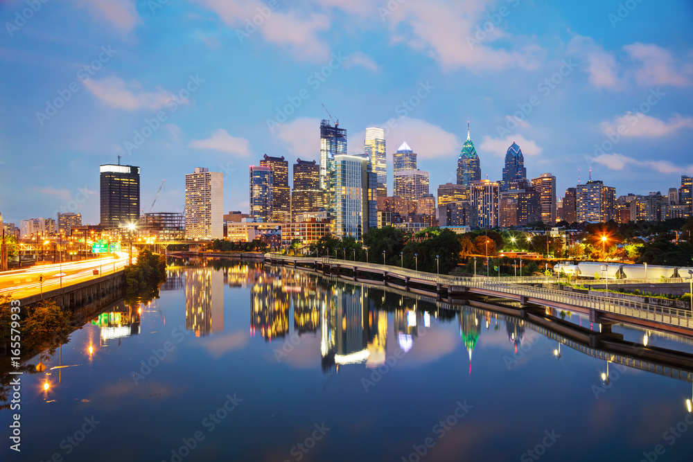Obraz premium Philadelphia skyline at night