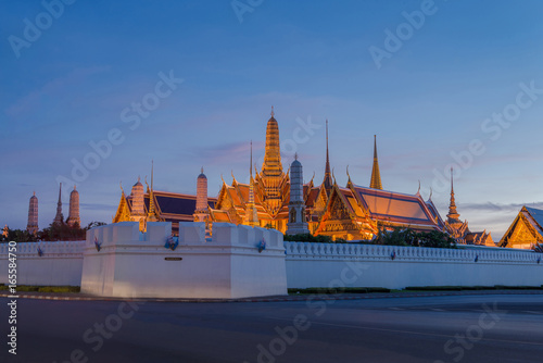 Wat Phra Keao in Bangkok at dusk
. photo