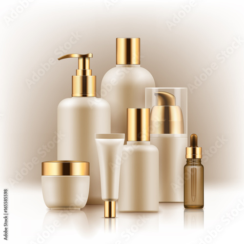 Realistic luxury gamorous set of cosmetic bottles in gold and white on white background, mockup, 3D illustration for branding design and ads, template, beauty and hygiene concept