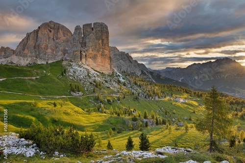 Canvas-taulu Cinque Torri, Dolomites, Italy, July 2017