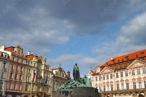 jan hus standbild in prag denkmal statue photo