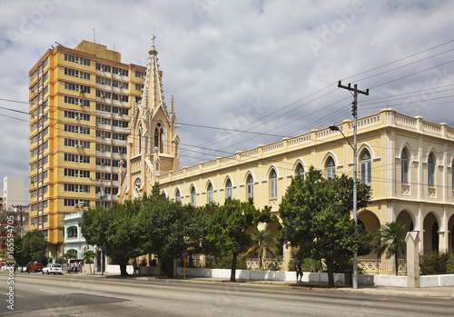 Fototapeta Naklejka Na Ścianę i Meble -  Church on Avenue 23 in Havana. Cuba