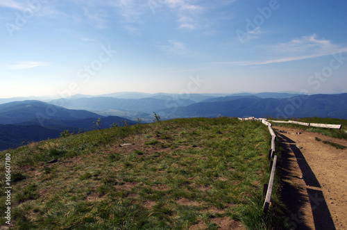 Fototapeta Naklejka Na Ścianę i Meble -  Bieszczady latem