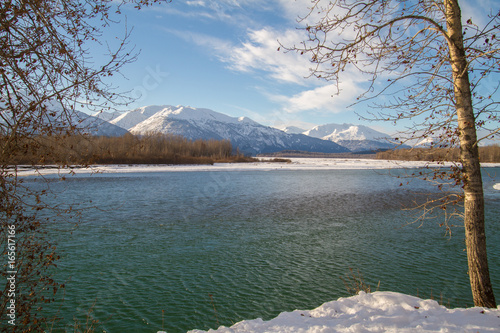 Chilkat River Valley © Dee Carpenter