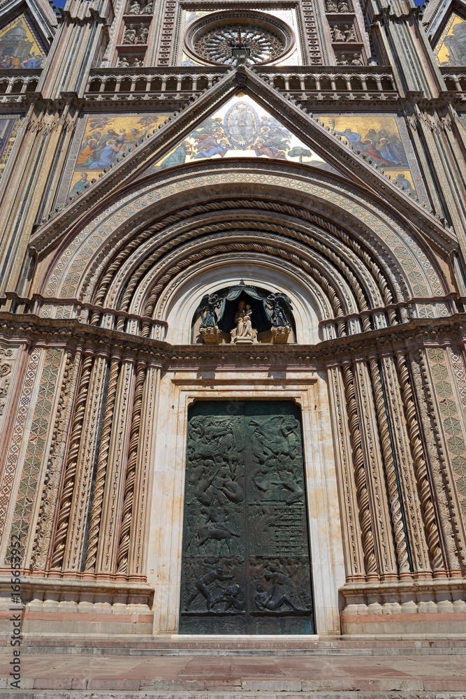 Fototapeta premium Orvieto - Duomo interior. , beautiful Cathedral in Orvieto, Umbria, Italy 