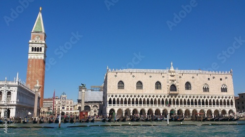 Campanille San Marco et palais des doges © EVESQUE