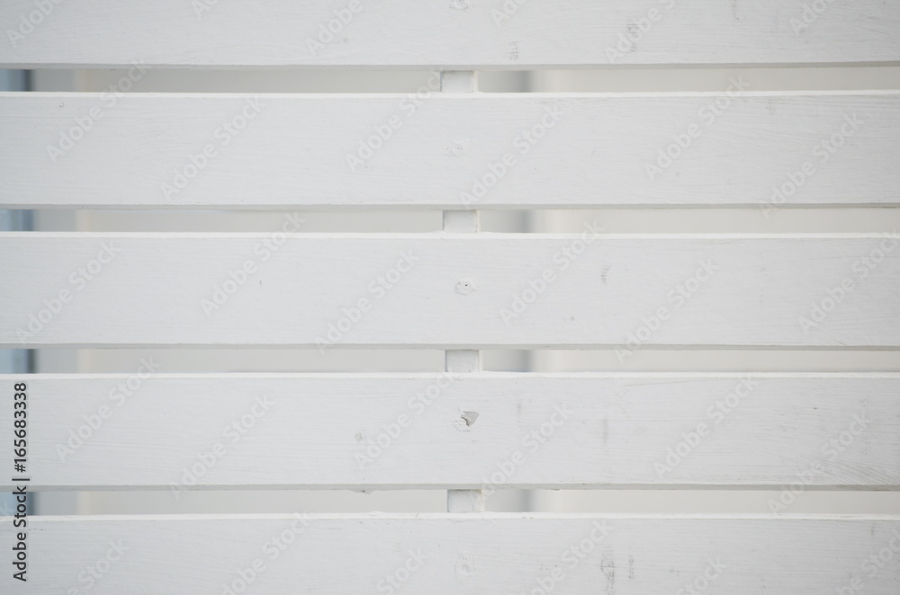 White Panel walls arranged by gap for ventilation. White Panel walls arranged by gap for ventilation.