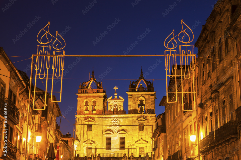 Obraz premium Braga Cathedral at dawn