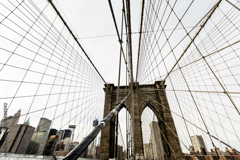 Naklejka premium Manhattan Skyline z Brooklyn Bridge