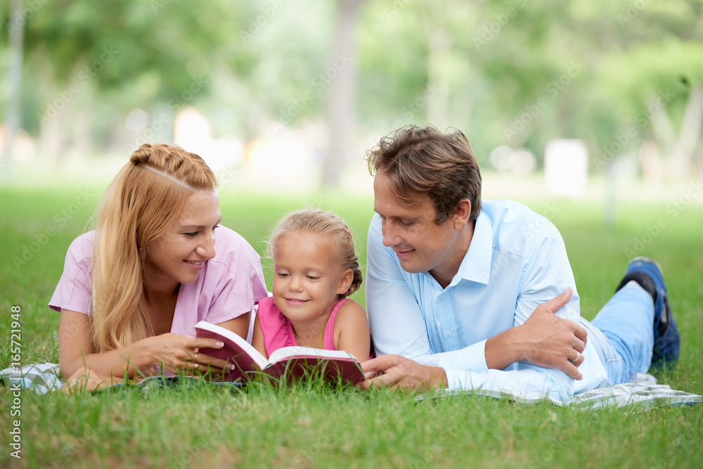 Reading to daughter Reading to daughter