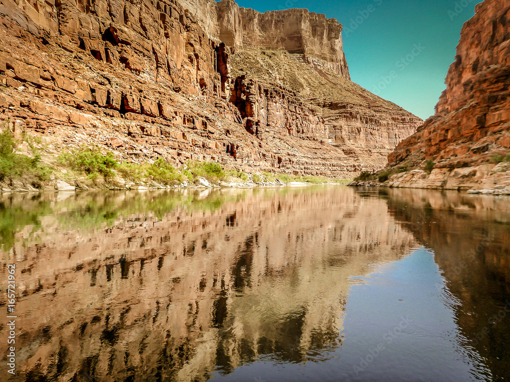 Grand Canyon reflection and cliffs
