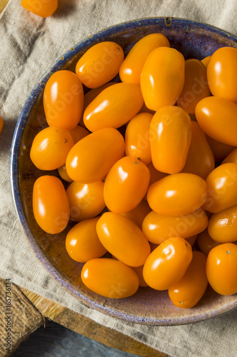 Raw Organic Orange Cherry Tomatoes