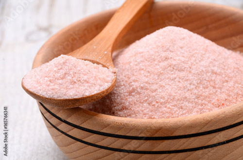 Himalayan pink crystal salt