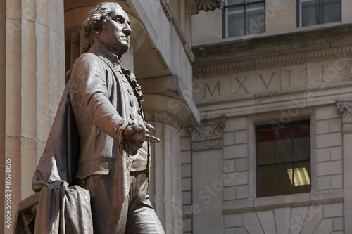 Photography George Washington statue in front of Federal Hall, New York