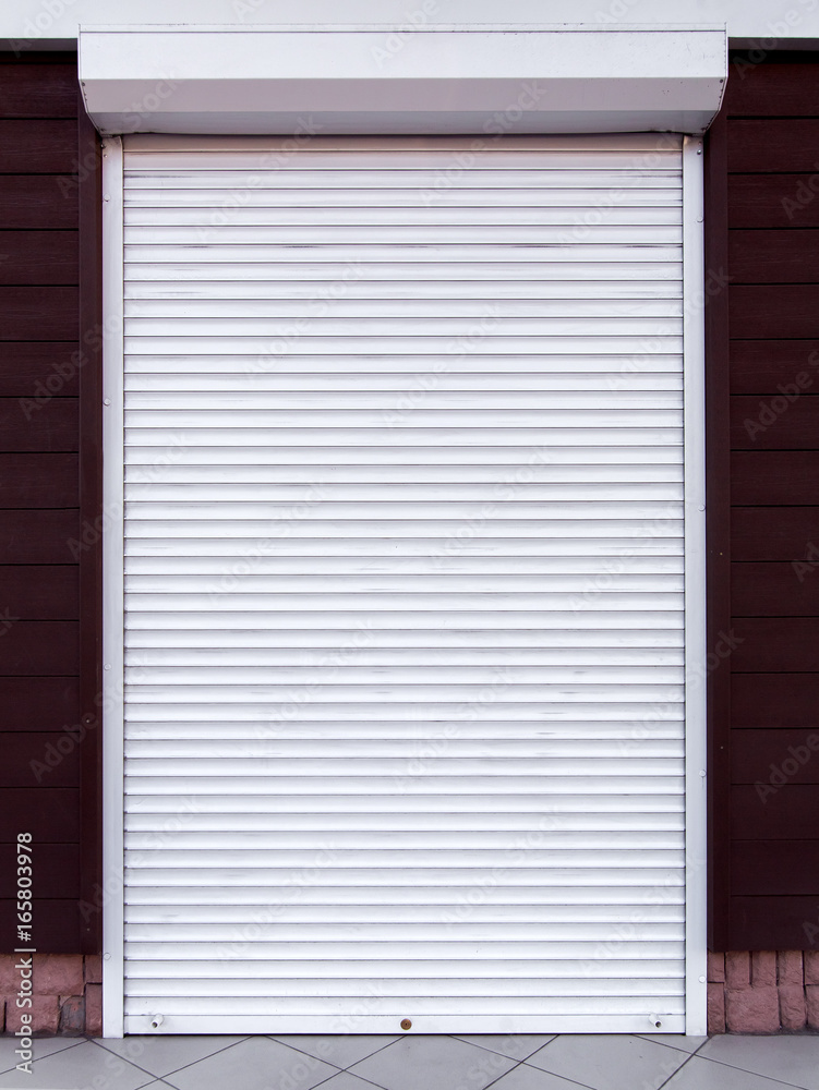 Rollet metal white color. Rollet metal white color.