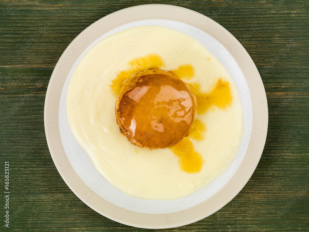 Syrup or Treacle Sponge Pudding With Custard Syrup or Treacle Sponge Pudding With Custard