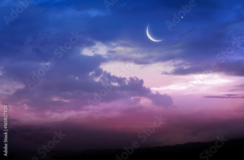 Obraz na płótnie Romantic sunset and mystical moon . w salonie