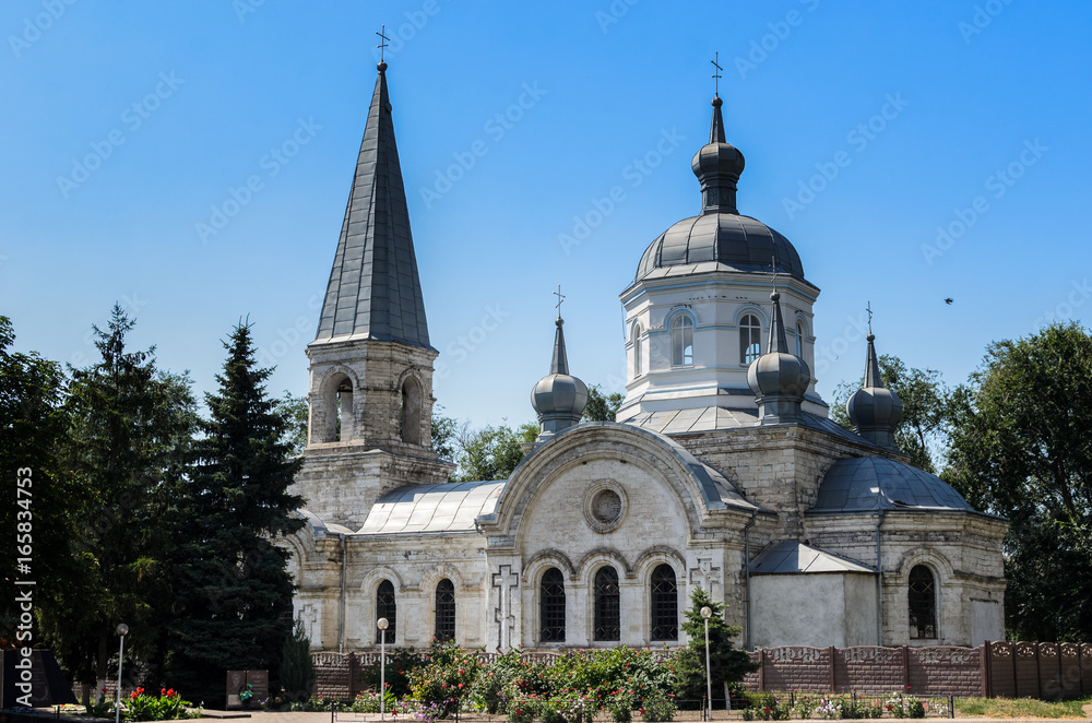 Старинная церковь в селе Андреевка Днепропетровской области