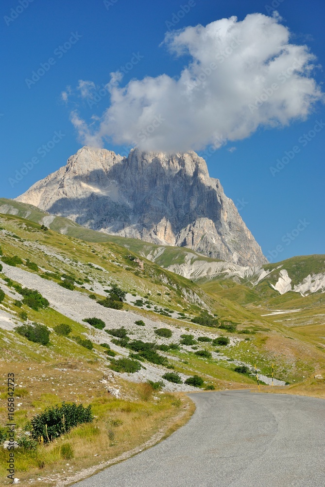 Piana di Campo Imperatore - Gran Sasso - Corno Grande - L'Aquila - Abruzzo - Italia