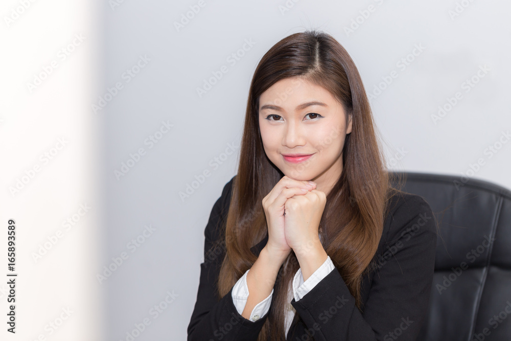 Beautiful Asian business women smile and happiness Beautiful Asian business women smile and happiness