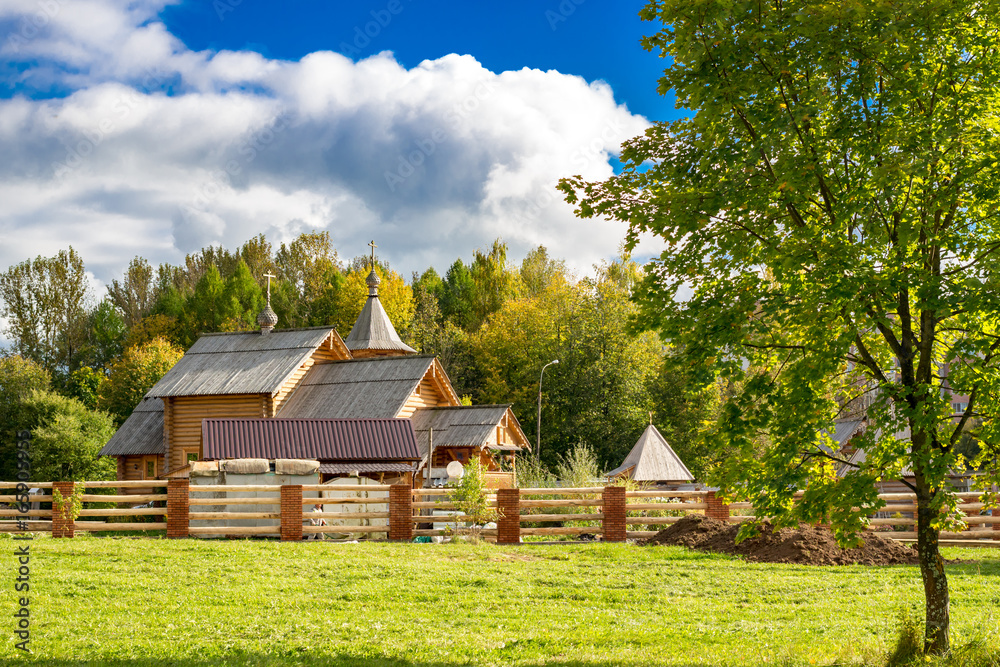 Obraz premium Wooden Orthodox Church 